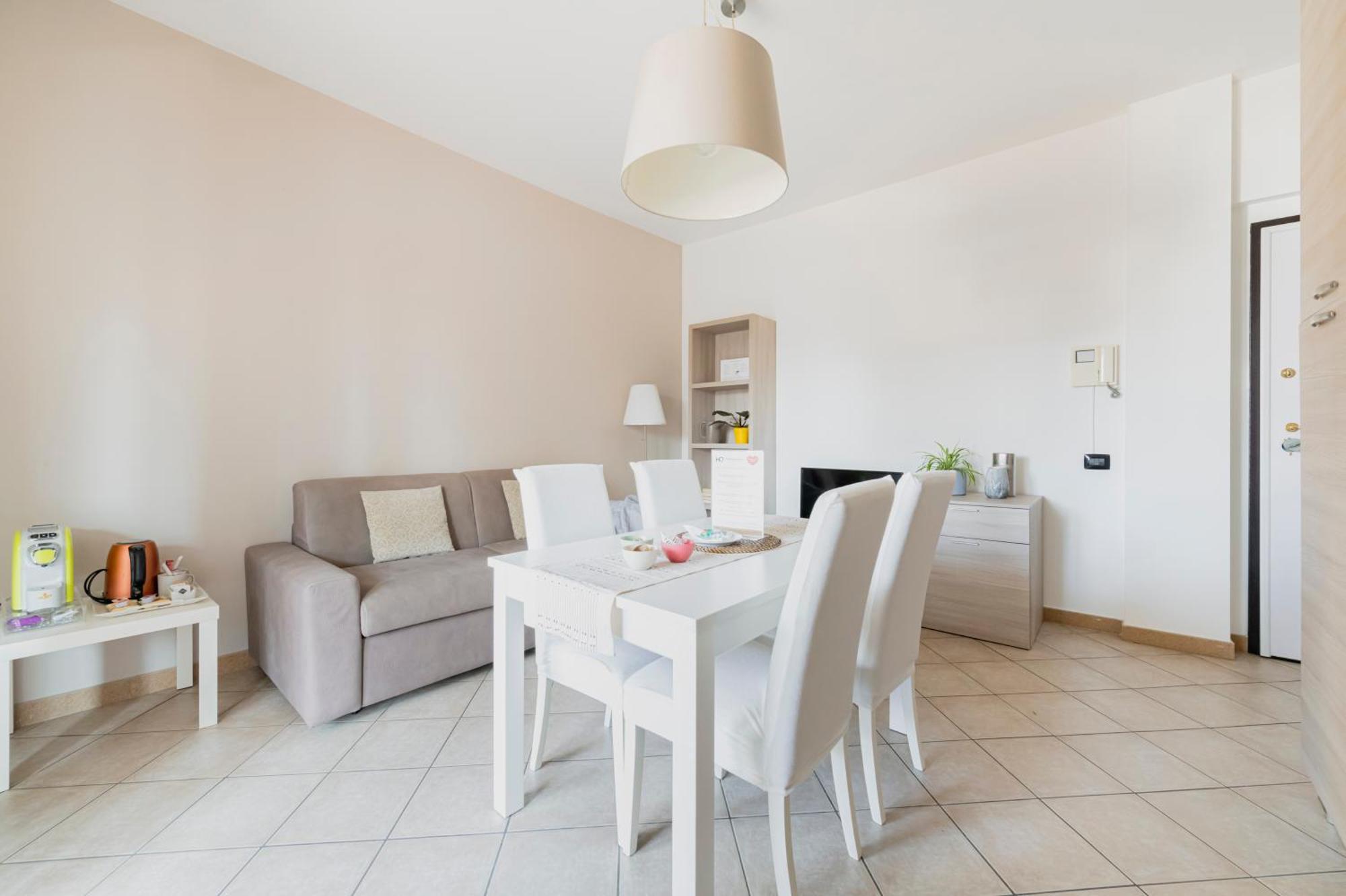 Hq Aparthotel Milano Inn - Smart Suites Cinisello Balsamo Zewnętrze zdjęcie