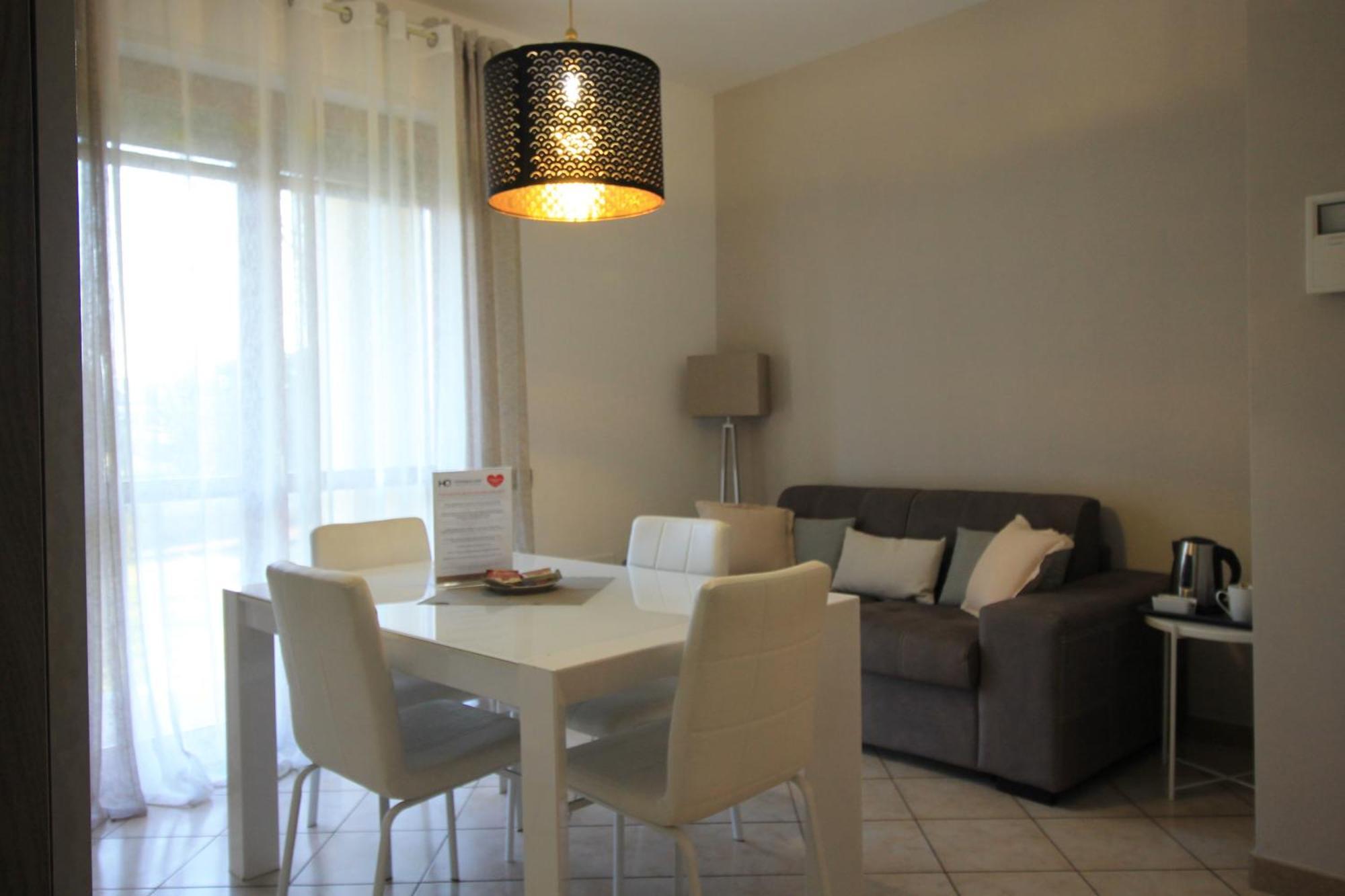 Hq Aparthotel Milano Inn - Smart Suites Cinisello Balsamo Zewnętrze zdjęcie